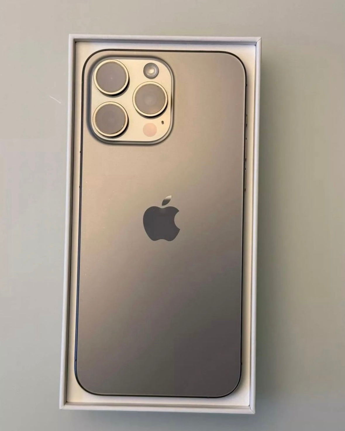 iphone 15 pro Max (256gb)